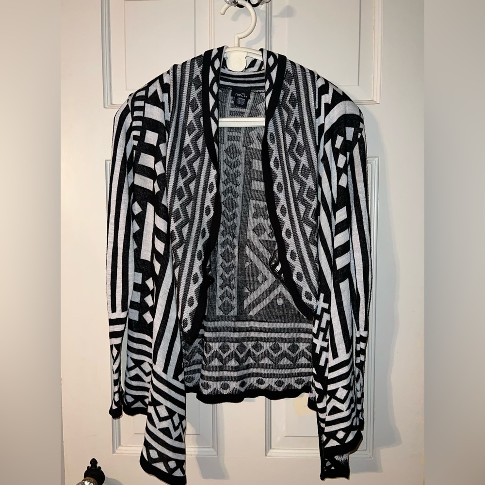 Rue 21 Aztec cardigan black and white size medium